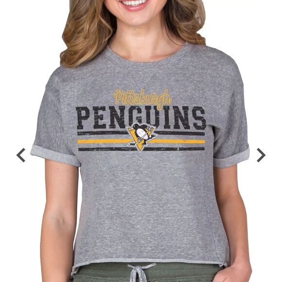 NHL Boston Bruins Women’s Sweatshirt Tee Gray Black Large NWT - Picture 2 of 11